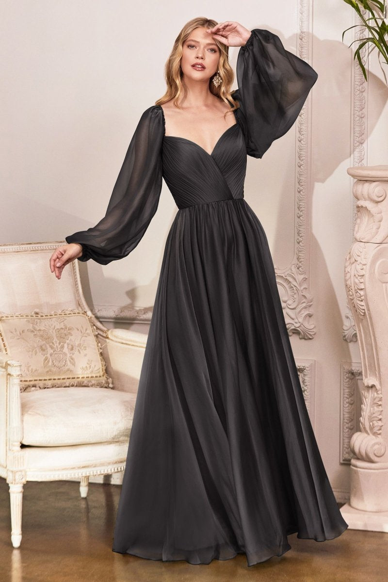 VESTIDO NEGRO CORTE PRINCESA